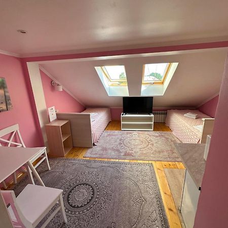 Аpartment For Lady Apartment แชร์นิฟซี ภายนอก รูปภาพ